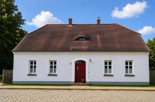 Haus kaufen in Gommloer Straße 13, 06901 Kemberg, Mehrgenerationenhaus in ehemaliger Schule – Bezugsfertig mit großem Grundstück in Gommlo