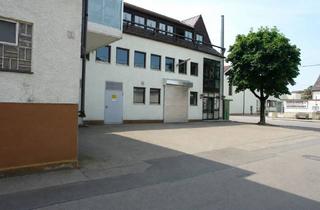 Büro zu mieten in Badstraße, 86647 Buttenwiesen, Große Lagerhalle, verschieden nutzbar, mit Büro und Rolltor und Stellplätzen vor dem Objekt!
