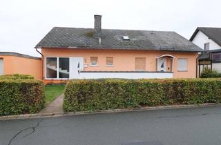 Anlageobjekt in 96365 Nordhalben, Ein Haus, zwei Möglichkeiten: Wohnen und vermieten