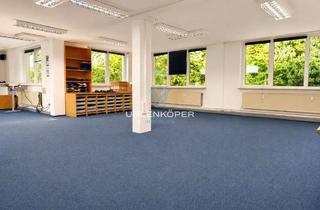 Büro zu mieten in 29525 Uelzen, VERMIETUNG: Moderne Büroeinheit im 1. Obergeschoss, zentral Uelzen mit optionalen PKW Stellplätzen a