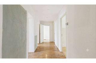Wohnung kaufen in 87527 Sonthofen, Für Handwerker und Kapitalanleger: 100 m² Altbau mit Substanz in Sonthofen, sanierungsbedürftig