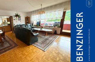 Wohnung mieten in 72574 Bad Urach, 3,5-Zimmer-Wohnung mit großzügigem Wohn-Ess-Bereich, Garage und Balkon