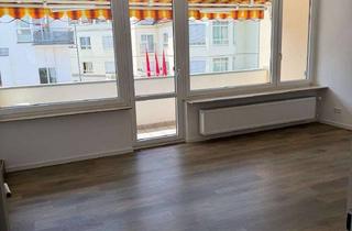 Wohnung mieten in Feldbergstrasse 33a, 61440 Oberursel, Sanierte 3-Zimmer-Wohnung mit Klimaanlage, Loggia & Einbauküche in Oberursel