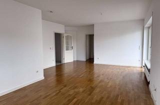 Wohnung mieten in Kurt-Schumacher Straße, 61267 Neu-Anspach, *** Großzügiges Wohnen für max. 3 Personen...***