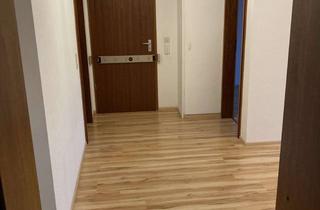 Wohnung mieten in Völklinger Weg 60, 60529 Schwanheim, Zuhause mit 4 Zimmern in Frankfurt Schwanheim