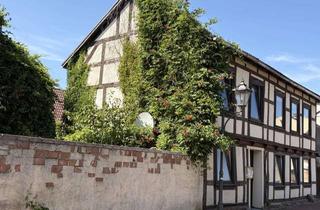 Haus kaufen in 19306 Neustadt-Glewe, Stadtnah und grün: Gemütliches Fachwerkhaus mit Terrasse und Garten