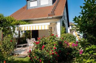 Einfamilienhaus kaufen in 55288 Udenheim, Großzügiges Einfamilienhaus mit separater Wohneinheit, Dachstudio und herrlichem Weinbergblick