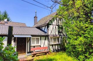 Haus kaufen in 57612 Idelberg, Gemütliches Fachwerkhaus mit angrenzendem Bauplatz/Weideland in idyllisch gelegener Ortschaft!