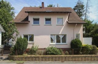 Haus kaufen in 61352 Bad Homburg, Viel Platz für Generationen – Zweifamilienhaus mit Garten & großem Potenzial in Bad Homburg