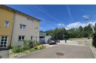 Haus kaufen in 79761 Waldshut-Tiengen, Waldshut-Bergstadt - 125 m² attraktives Reihenendhaus