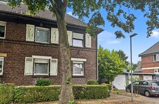 Haus kaufen in 47506 Neukirchen-Vluyn, Denkmalschutz: Charmantes Zweifamilienhaus mit großem Garten und Garage in Neukirchen-Vluyn