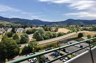 Wohnung mieten in Adolf-Kolping Straße 18, 77704 Oberkirch, 4-Zimmer-Wohnung mit malerischem Blick auf den Schwarzwald.