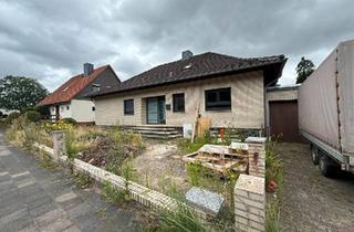 Einfamilienhaus kaufen in 38350 Helmstedt, Helmstedt - EFH 2 Etagen 189 QM Grundstück 689 QM Baujahr 1979