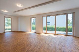 Wohnung kaufen in 76479 Steinmauern, Steinmauern - Barrierefrei: Neuwertige Wohnung mit 2 Terrassen und Feldblick