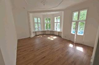 Wohnung kaufen in Wröhmännerpark, 13585 Berlin, Berlin - 120 m2 Altbauwohnung 1900 Stuck Wröhmännerpark Altstadt Spandau