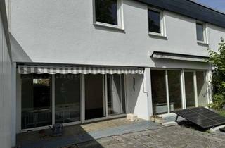 Wohnung kaufen in Hohe Straße 69, 71254 Ditzingen, 4-5 Zi.-Wohnung mit Garten und großem Hobbyraum