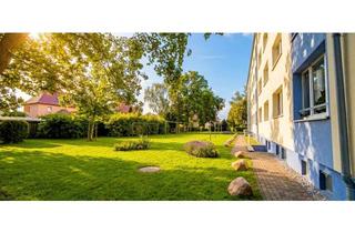Wohnung kaufen in 04571 Rötha, Ansprechend saniert + 3 Zi Wohnung + neue Heizkörper + ruhig gelegen mit EBK, Keller & Tageslichtbad