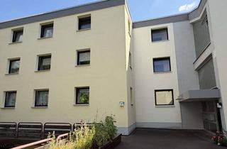 Wohnung kaufen in 53757 Sankt Augustin, Schöne modernisierte 4 Zimmer Wohnung in Hangelar-Niederberg Privat