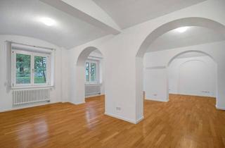 Wohnung kaufen in Billy-Wilder-Promenade 46, 14167 Lichterfelde, 1-Raum-Gewerbeeinheit mit neuer Küche I Erdgeschoss I sehr gepflegt I leerstehend I provisionsfrei