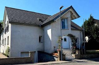 Wohnung kaufen in Leiningenstraße 18, 55278 Dolgesheim, Großzügige Eigentumswohnung mit hochwertiger Ausstattung und großem Grundstücksanteil
