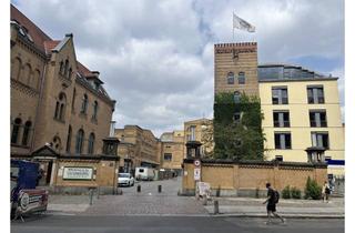 Wohnung kaufen in 10435 Prenzlauer Berg, Kulturbrauerei-Blick: Exklusiver 280-m²-Dachgeschossrohling
