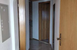 Wohnung mieten in 91186 Büchenbach, Zwei Zimmer in Büchenbach: Ideal für Einzelperson: Helle Dachgeschosswohnung