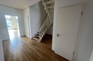 Wohnung mieten in Valentinskamp 63, 20355 Neustadt, Perfekt für uns: weitläufige 4-Zimmer-Wohnung auf 2 Etagen!!!