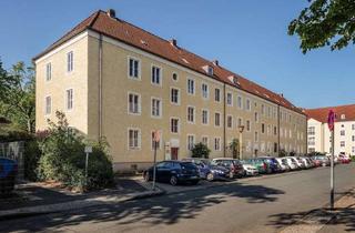 Wohnung mieten in Rilkehof, 38440 Wolfsburg, Zentrale Altbauwohnung // 2.OG rechts