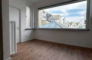 Wohnung mieten in Marktstraße 94, 46045 Altstadt-Süd, Mittendrin statt nur dabei! 3 Zimmer mit Altbaucharme und einer Terrasse in der Innenstadt