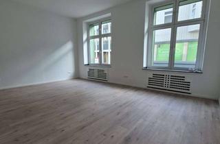 Wohnung mieten in Marktstraße 94, 46045 Altstadt-Süd, Viel Platz: renovierte 152-m²-Wohnung mit großer Terrasse in Oberhausen
