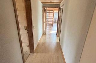 Wohnung mieten in Höchst 17, 79871 Eisenbach (Hochschwarzwald), 3 Zimmer Dachgeschosswohnung mit Galerie, Balkon & Garage