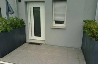 Wohnung mieten in Große Strasse 72, 14913 Jüterbog, Voll möblierte 1 Zimmer, Küche, Bad, 2 Balkone, Abstellraum, PkW Stellplatz