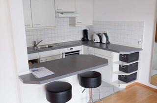 Wohnung mieten in Keltenburgstr., 71034 Böblingen, Exklusive komplett möbilierte 2 Zi.Whg.mit EBK,Keller sowie TG-Platz in Böblingen,WM PAUSCHAL:1.250€