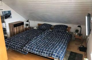 Wohnung mieten in Tannenweg 24/1, 71069 Sindelfingen, Möblierte 1-Zimmer-Dachgeschosswohnung in Sindelfingen-Maichingen