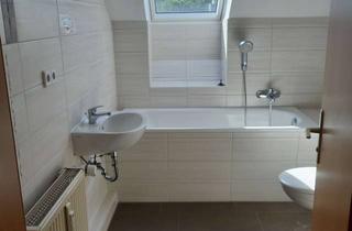 Wohnung mieten in Turnerstraße 3c, 09337 Hohenstein-Ernstthal, ruhige 2-Zimmer Dachgeschoss Wohnung - Ideal für Singles