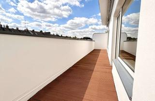 Penthouse mieten in Lorettostraße, 40219 Unterbilk, Traum-Penthouse mit 3 Balkonen, EBK und Aufzug direkt auf der Lorettostraße