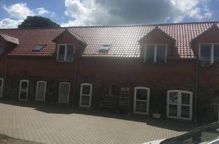 Wohnung mieten in 16248 Parsteinsee, Kleine voll möblierte 2 Raumwohnung mit Einbauküche auf einem Bauernhof in Parstein