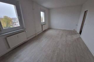 Wohnung mieten in Rosa-Luxemburg-Allee 57, 14772 Hohenstücken, ab 15.09. - Familien willkommen - 3-Zimmer-Wohnung in Hohenstücken sucht neue Mieter!