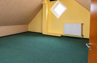 Wohnung mieten in 64372 Ober-Ramstadt, Gemütliche Dachgeschosswohnung, mit Einbauküche,Süd-Balkon und Tiefgaragenstellplatz