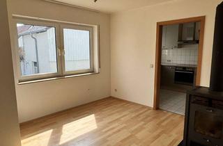 Wohnung mieten in 72469 Meßstetten, Gemütliche 3-Zimmer-Hochparterrewohnung mit eigenem Holzofen in zentraler Lage von Meßstetten