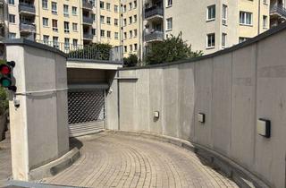 Garagen mieten in Glashütter Str. Tg Glashütter Str., 01309 Striesen-Süd, ** Kein DUPLEX-Parker! TG-Stellplatz auf der Glashütter Straße zu vermieten **