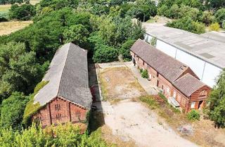 Haus kaufen in Mittelweg, 06917 Jessen, Hofanlage mit ehem. Wohnhaus und zwei großen Stallgebäuden