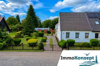Haus kaufen in 17509 Hanshagen, DHH mit großem Grundstück, Garagen und Ausbaureserve in Hanshagen! Ca. 92m² Wfl., 4Zi., 1059m² Grdst