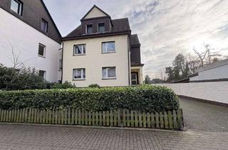 Haus kaufen in 44536 Lünen, Solides Anlageobjekt in Lünen: 3-Familienhaus mit Charme und Garten