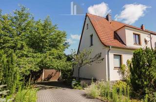 Doppelhaushälfte kaufen in 01640 Coswig, Ihr neues Zuhause: Doppelhaushälfte auf 1.040 m² Grundstück, Doppelgarage & Nebengebäude. Toplage!