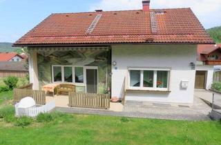 Haus kaufen in 93449 Waldmünchen, Freistehendes Wohnhaus in ruhiger Wohnlage in Waldmünchen - Landkreis Cham