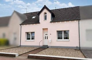 Reihenhaus kaufen in 47533 Kleve, Ideal für Paare und kleine Familien – charmantes Reihenhaus mit großem Garten in Kleve-Rindern