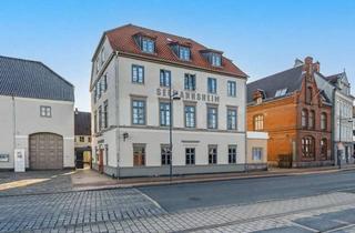 Haus kaufen in 24939 Altstadt, Seltene Gelegenheit - Maritimes Investment in erstklassiger Hafenlage