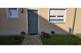 Haus mieten in Lengenfelder Strasse 212a, 08064 Hüttelsgrün, Reihenmittelhau (Garage und Carport im Mietpeis enthalten)