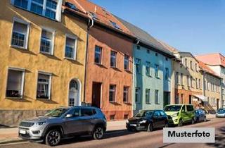 Anlageobjekt in Friedensstr. XXX, 39393 Ausleben, Vielseitig nutzbares Mehrfamilienhaus mit 3 Wohnungen - provisionsfrei
